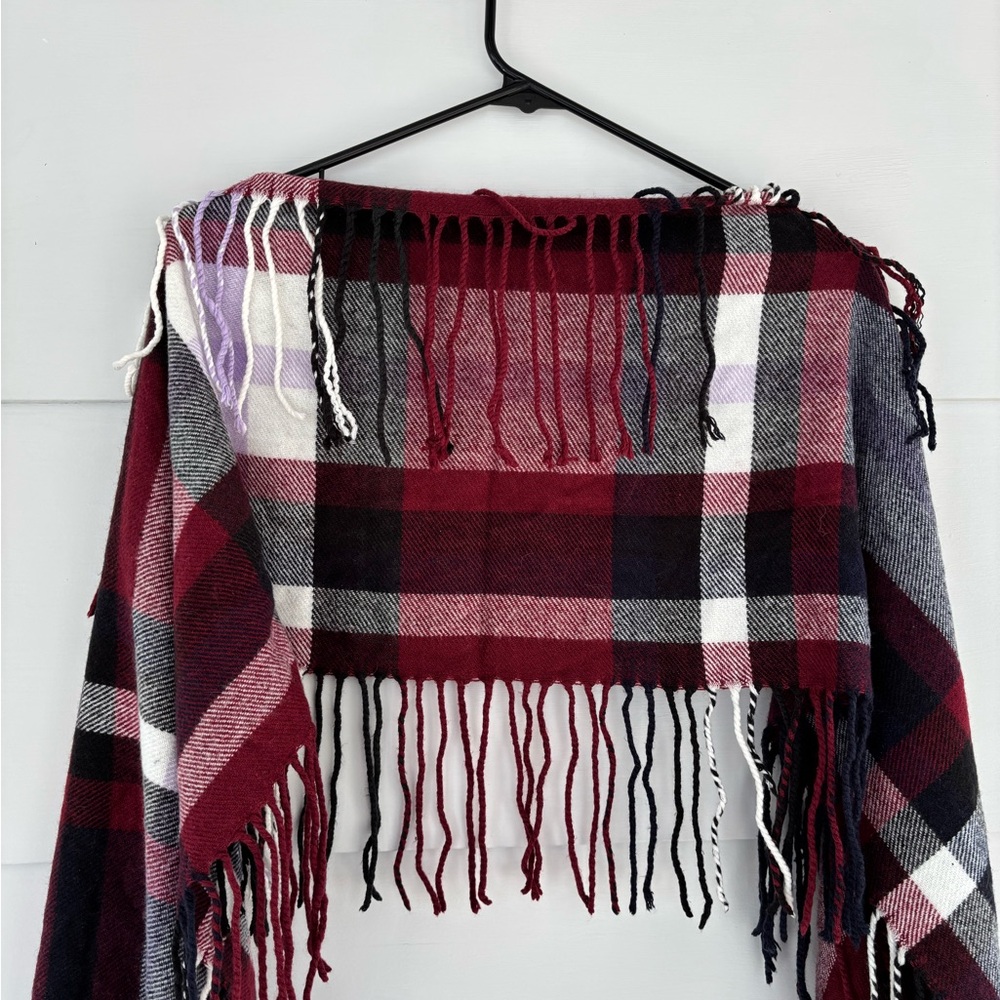 American Eagle Outfitters Long Plaid Scarf Wrap Tassel Fringe Black Red Cozy - Picture 6 of 7